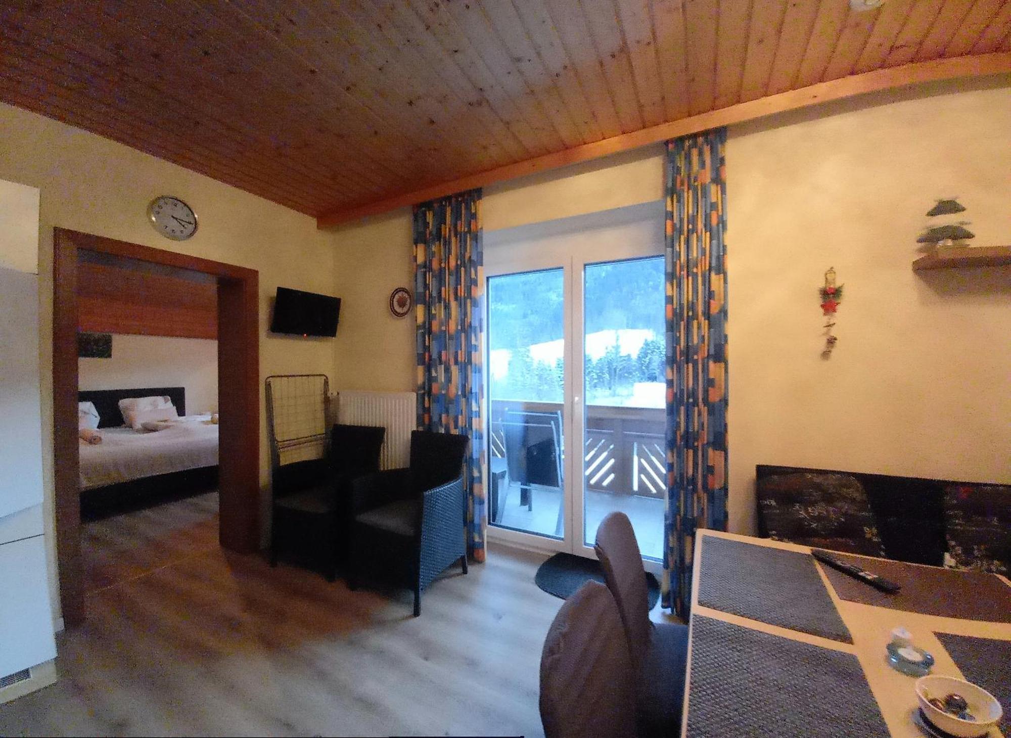 Alie Gusta Apartment Хермагор Екстериор снимка