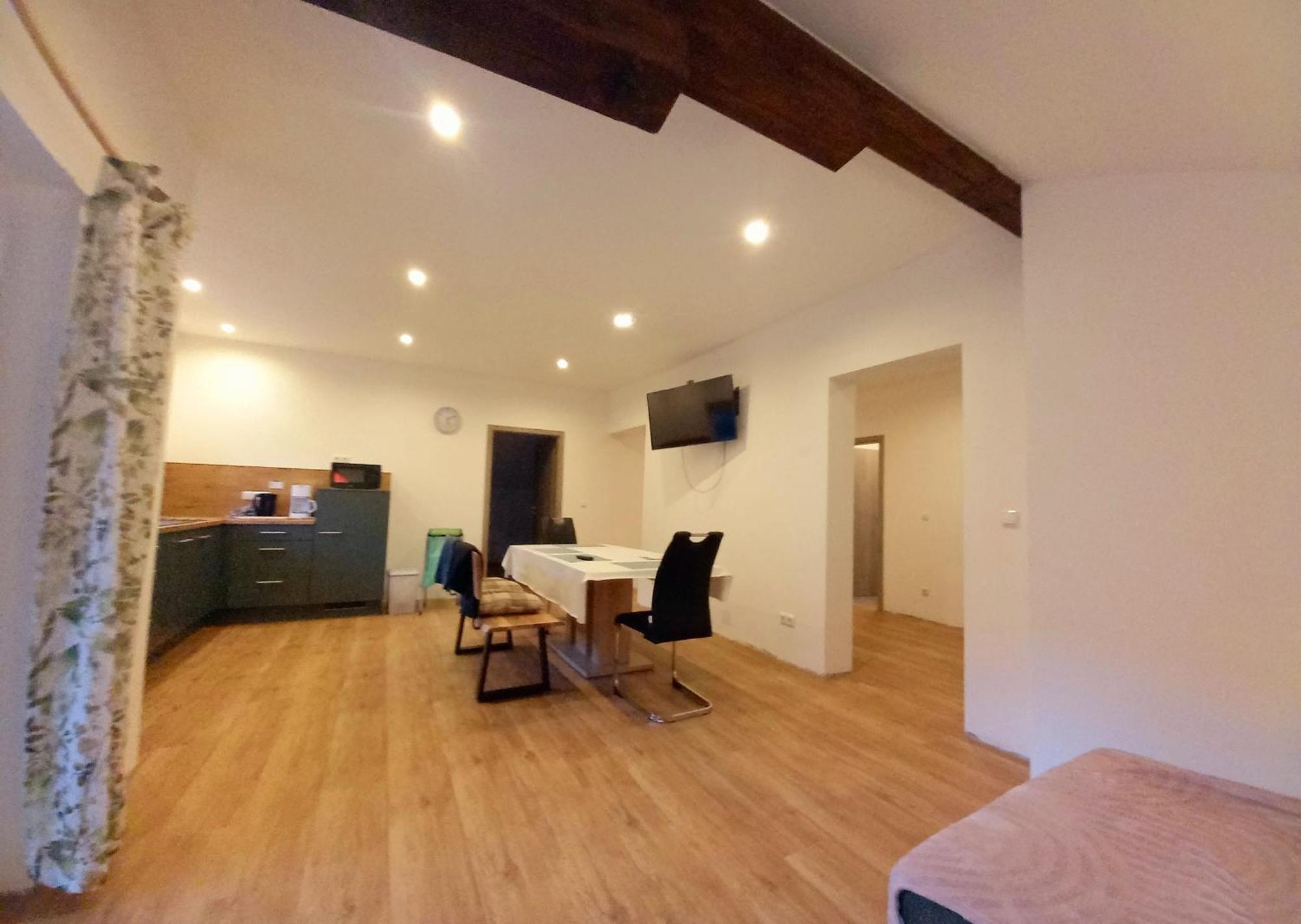 Alie Gusta Apartment Хермагор Екстериор снимка